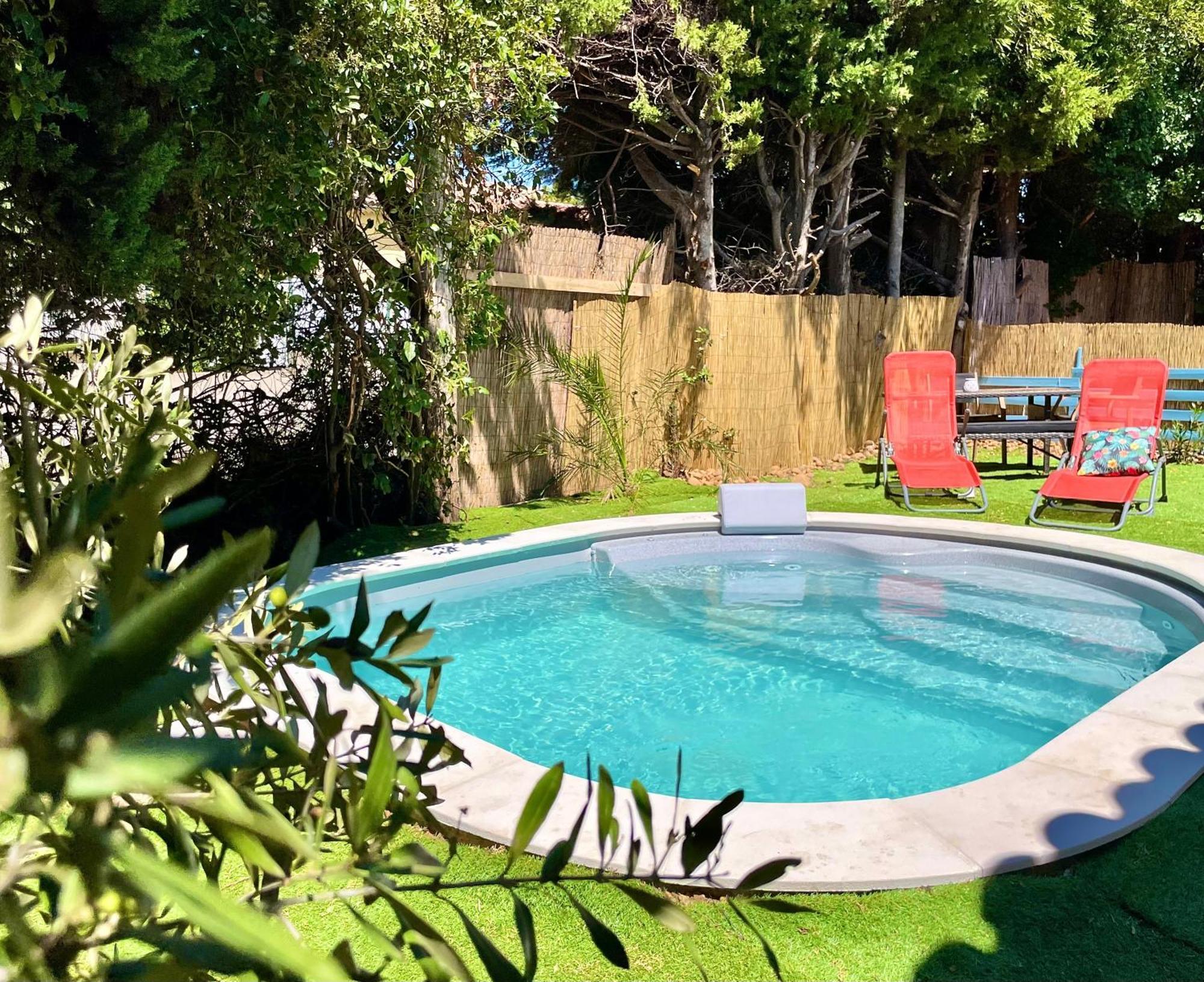 Holiday home Calme Et Intimite Proche Avignon Piscine Options Au Choix Privee Ou Partagee De Juin A Octobre Morieres-les-Avignon